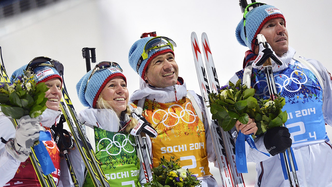Bjoerndalen wins biathlon relay, becomes most decorated Winter Olympian